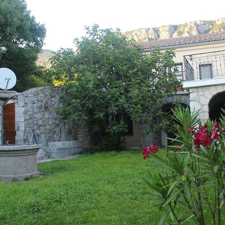 Villa Bartola Grizane-Belgrad ภายนอก รูปภาพ