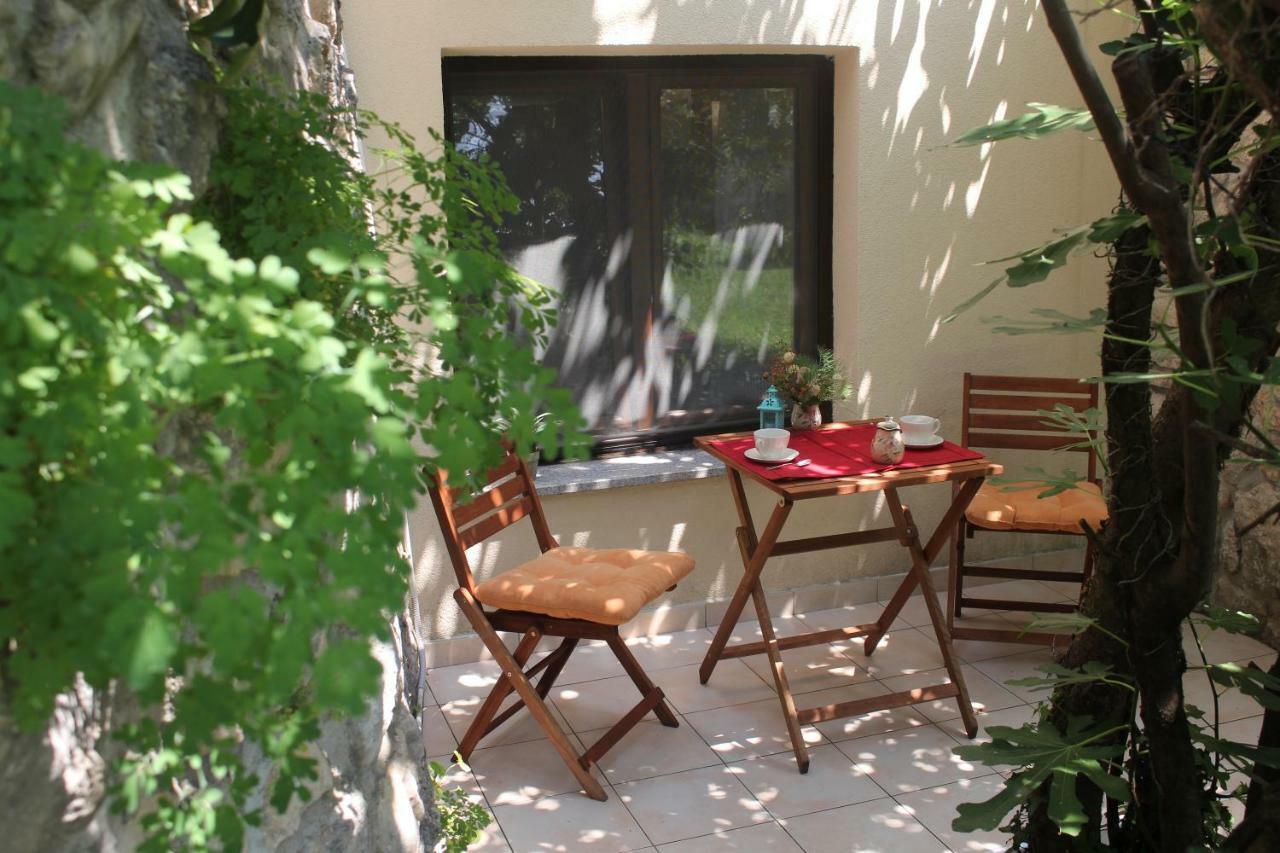 Villa Bartola Grizane-Belgrad ภายนอก รูปภาพ